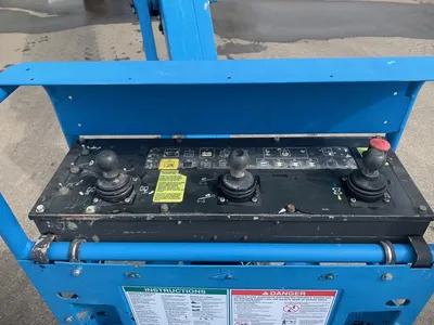 Used 2014 GENIE S-125 TELESCOPIC BOOM LIFT Telescopic Boom Lifts Alberta CA | Adcock Equipment #1418160