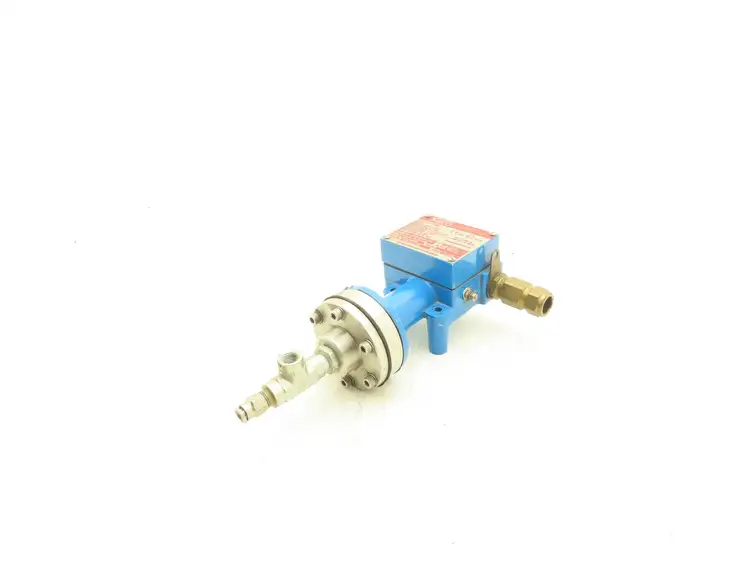 Used SIRCO _UNKNOWN_ Relays & Switches | Arrow Industrial #610969