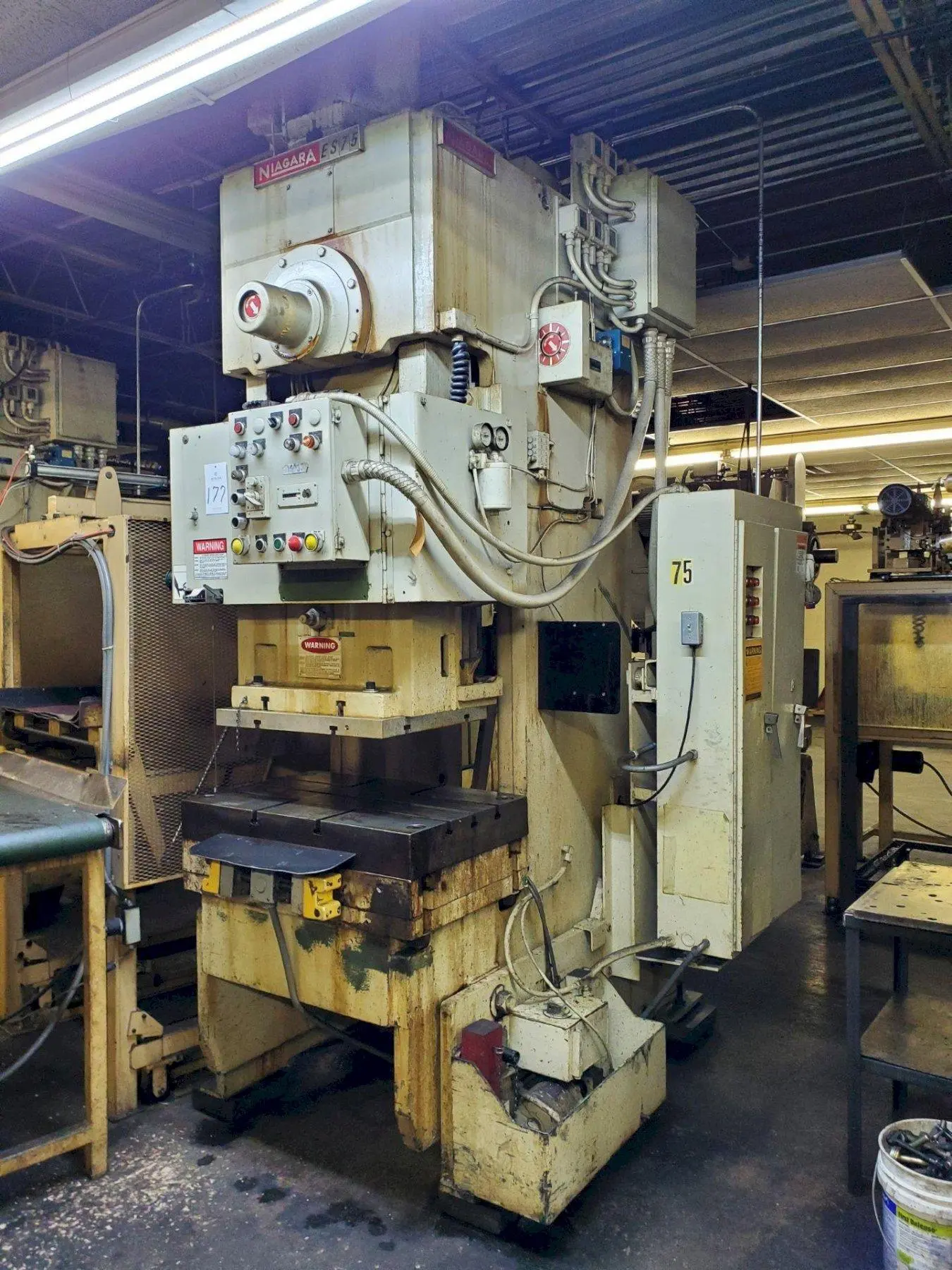 USED 1974 CLEARING NIAGARA E-75