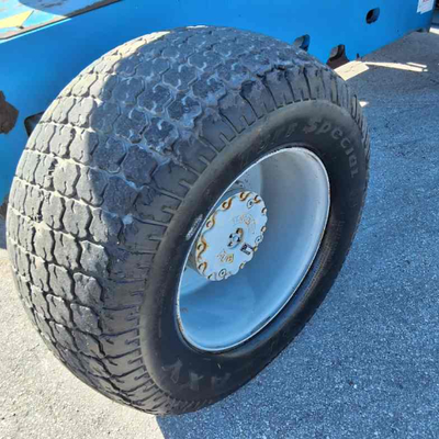 USED 2014 Genie S-85