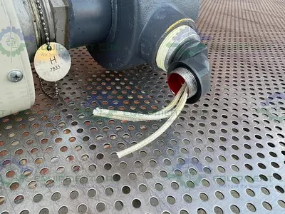 USED CHROMALOX NWHSSMT-3305E2XX CIRCULATION HEATER W/ EMTS-3305E2C35 ELEMENT 480V