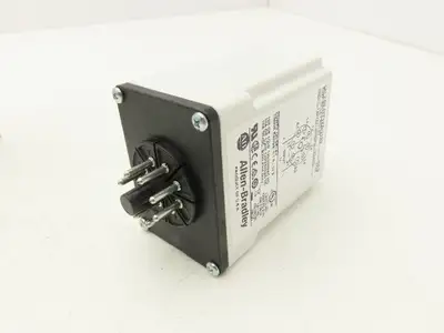 Allen Bradley 700-HT12AU120 Power On Delay Relay 120VAC 0.1-10 Second Time Delay