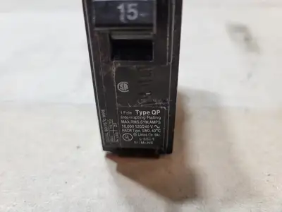 Used SIEMENS Q115 Circuit Breakers British Columbia CA | Lenmark #1488949