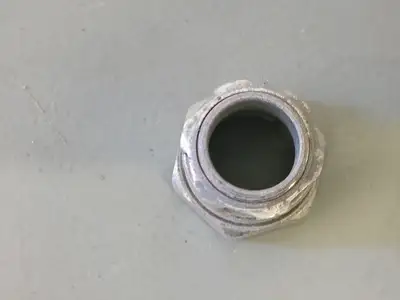 1" Rigid to Enclosure Raintight (Box of 31 pcs)