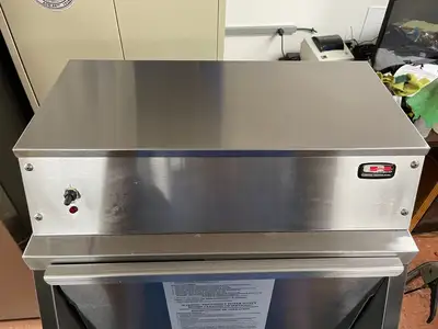 Used Carter Hoffmann Used Carter-Hoffmann CW2E 22 Gallon Bulk Gravity Feed Chip Warmer 120V Hot Food Warming, Holding, & Transport Cabinets Illinois US | Falcon Restaurant Supply #1376178
