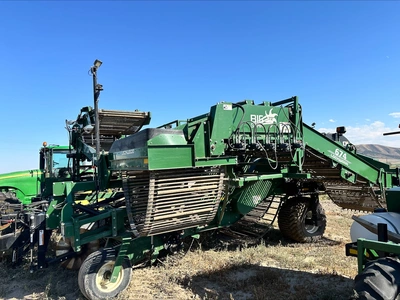 Used _UNKNOWN_ _UNKNOWN_ Self-propelled Harvesters Idaho US | Tri-Steel Manufacturing #1557127
