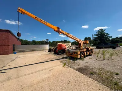Used _UNKNOWN_ _UNKNOWN_ Carry Deck Cranes Ohio US | Myron Bowling Auctioneers Inc #1504396