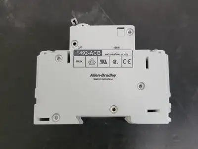 USED ALLEN-BRADLEY 1492-CB1 G050
