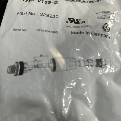 NEW PEPPERL & FUCHS 229220