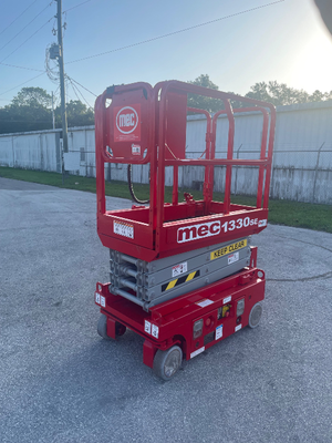 Used 2017 MEC 1330SE Scissor Lifters | Stack Equipment #926158
