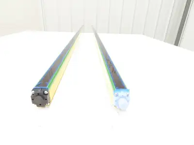 Schmersal SLC440-ER1850-14-01 Safety Light Curtain Transmitter & Receiver Set