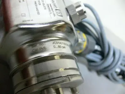 USED ENDRESS HAUSER PRESSURE TRANSMITTER CERABAR M PMC51 - 32L37/0