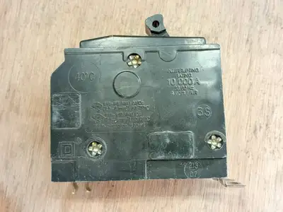 Used SQUARE D QOB230 Switchgears British Columbia CA | Lenmark #1438502
