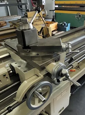 Used VICTOR 2080G Gap Lathes Kentucky US | Machinery Central #782061