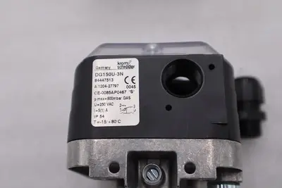 NEW KROM SCHRODER DG150U-3N 84447513 GAS PRESSURE SWITCH STOCK H562A