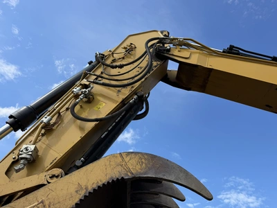 Used 2022 CAT 335 TH Crawler Excavators Michigan US | Miedema Asset Management Group #1483290
