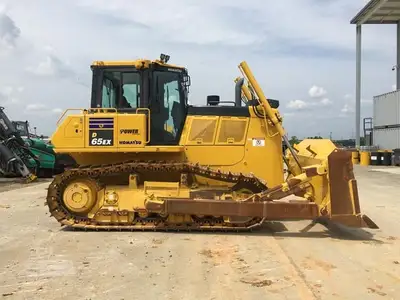 USED 2017 Komatsu D65EXI-18