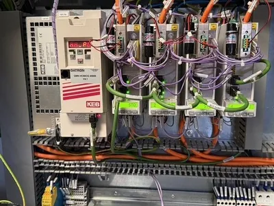 2019 DATRON M8CUBE Vertical Machining Centers | Machinery Network (20)