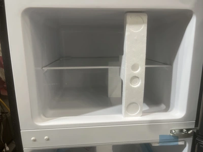 USED FRIGIDAIRE 7.5 CUBIC FEET