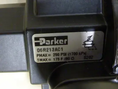 USED PARKER 06R213AC1