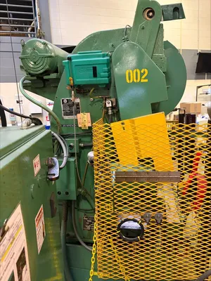 NIDEC MINSTER B1-32 Stamping Press | Global Machine Brokers, LLC (5)