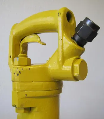 NEW AMERICAN PNEUMATIC TOOLS 125