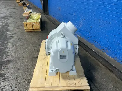 USED LEYBOLD WAU2001