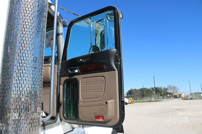 Used 2012 PETERBILT 367 Winch Trucks Texas US | Roll Off Truck World #1491877