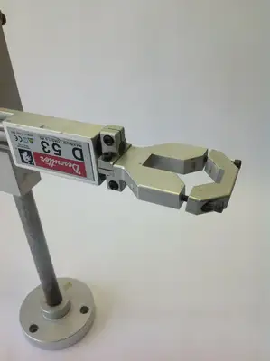 Used DESOUTTER TORQUE AND POSITIONING ARM 1.5 KG MAXIMUM LOAD Misc Industrial Equipment | Maverick Industrial Sales #1106741
