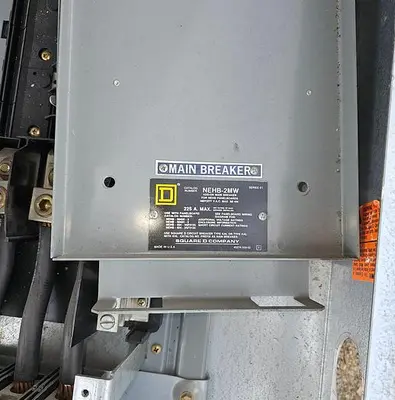 USED SQUARE D NH47TS
