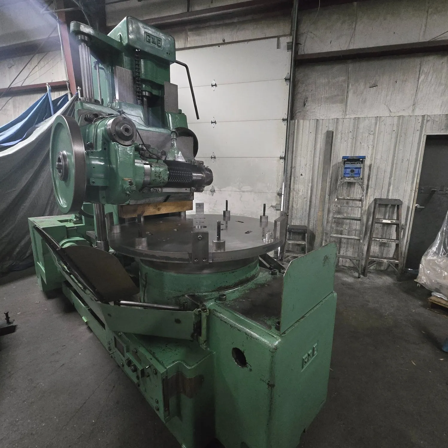USED GOULD & EBERHARDT 48hs