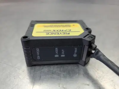 Keyence GV-H130 CMOS Laser Sensor. 5E-9