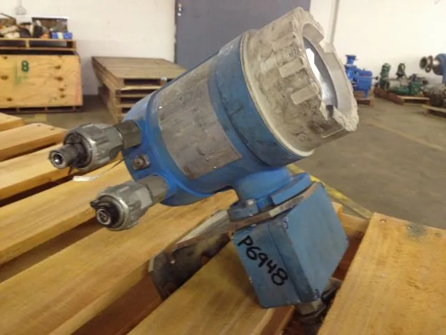 Used Endress Hausser 33FT2S-MD1FD51F21A Temperature Control and Mixing Instruments Minnesota US | Peak Machinery, Inc. #289058