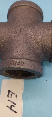 4 WAY  black tee npt COUPLER 1"