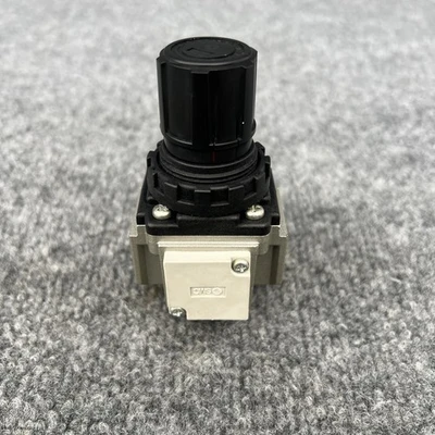 Used SMC AR25-N02H-Z Air Pressure Regulators California US | Davliegogo LLC #1705357