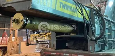 USED 2001 EXCEL 2R9 TWO RAM AUTO TIE HORIZONTAL BALER