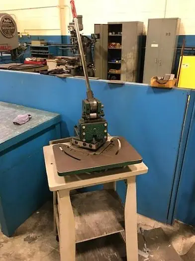 Used TENNSMITH SN Notching Machines Michigan US | Midwest Press and Automation #634035