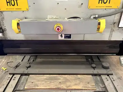 PNEUMATIC PRESS BRAKE