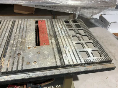 Used DELTA 10” BENCH TOP SAW Woodworking Table Saws Michigan US | Miedema Asset Management Group #1372203