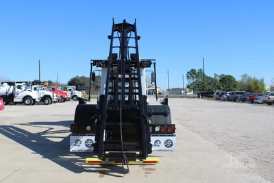 New | in-Stock 2027 MACK MD7 Rolloff Trucks Texas US | Roll Off Truck World #1491884