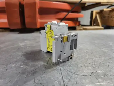 NEW SCHNEIDER ELECTRIC VIGI C60