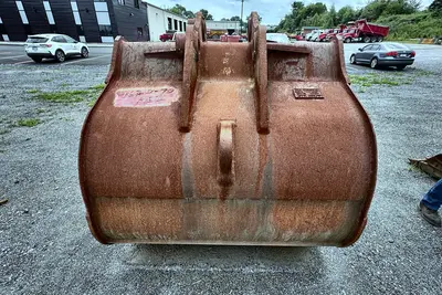 Used 2009 HENSLEY 72 400 SERIES Multipurpose Buckets Pennsylvania US | Proxy Equipment #1385083