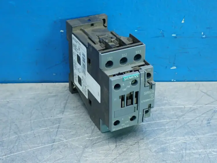 Used SIEMENS 3RT20281FB40 PLC Contactors Ohio US | HGR 24 #1095169