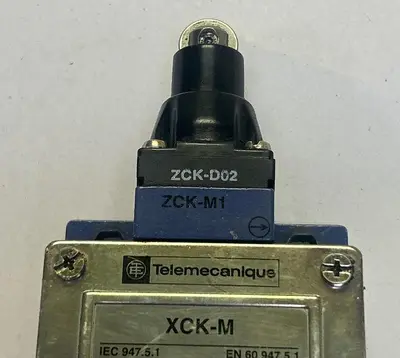 USED TELEMECANIQUE XCK-M
