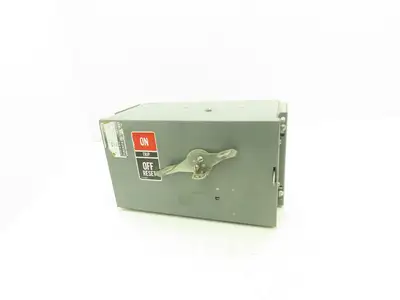 GE DFPEFA31DE 3-Pole Circuit Breaker Bus Flex-a-Plug 15A 480VAC 3Ph Plug-In