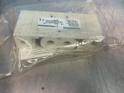 New | in-Stock 2016 NUMATICS L11PP452O000000 Solenoid Valves Ohio US | HGR 24 #1084779