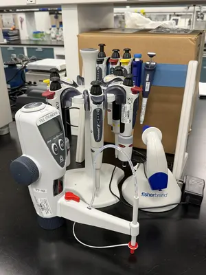 Used _UNKNOWN_ _UNKNOWN_ Pipettes Rhode Island US | Federal Equipment Company #1347600