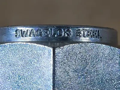 USED SWAGELOK S-810-2-8