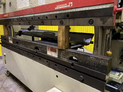 90 TON X 8' CINCINNATI MODEL #90CBx6 HYDRAULIC CNC PRESS BRAKE: STOCK #17093