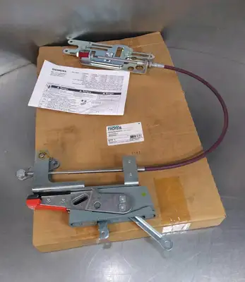 Siemens FHOFBO SenMax-Flex Breaker Operator Loc4E38